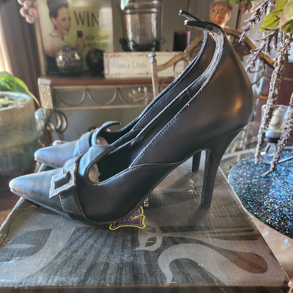 Funtasma Womens Witch Shoes, Cosplay, Renaissance Festival, Costume
